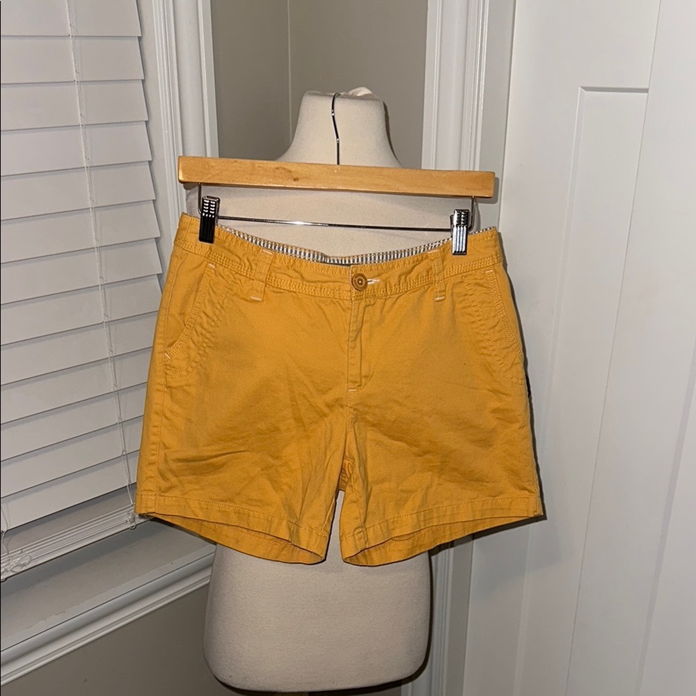 Natural Reflections Yellow Cargo Shorts Size 6